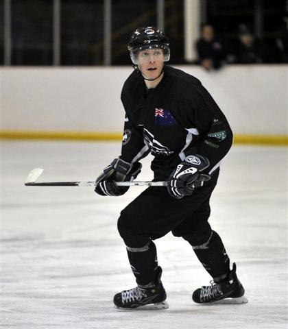 Paris Heyd - 1st New Zealand Ice Hockey Player to Play Pro