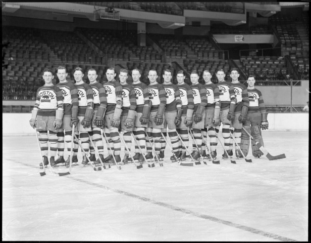 Boston Bruins - Team Photo - Boston Garden - 1930