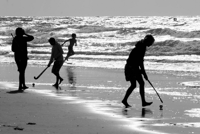 Beach Hockey - What A View !