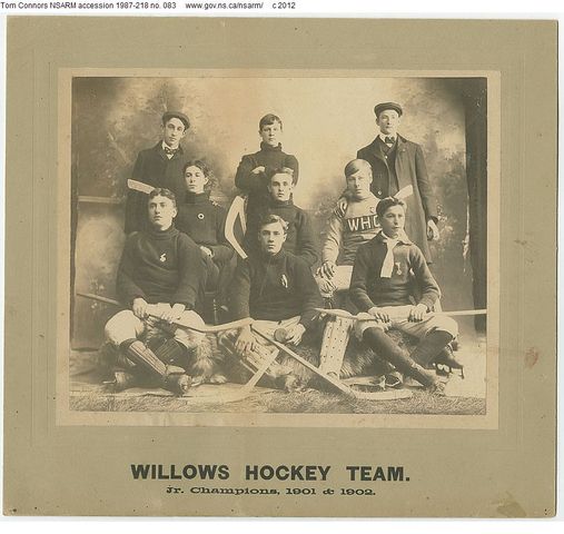 Willows Hockey Team - Nova Scotia - Junior Champions - 1901/1902